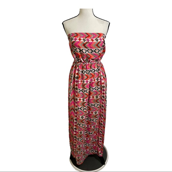 One clothing strapless maxi dress. Elastic waist. Aztec colorful size Sm… - Picture 1 of 9